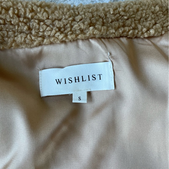 Chic camel vest.  Size small.  100% polyester. - Picture 6 of 7